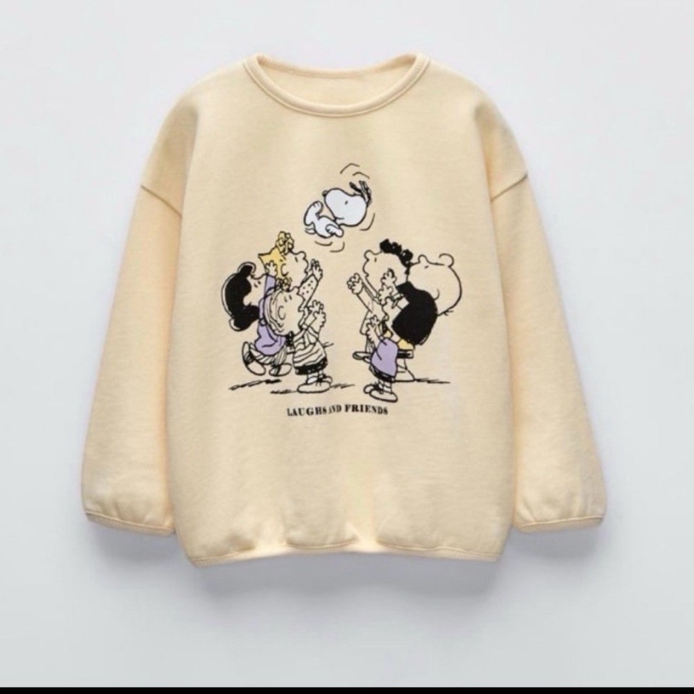 Zara Kids Cream Sweatshirt with snoopy and  Friends